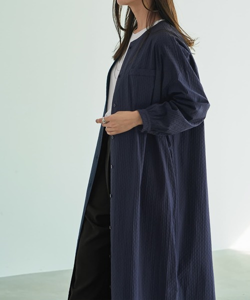 STYLE DELI（スタイルデリ）の「コートにもなるドビー織りドット柄ワンピース（ワンピース・レディース・ブラック/オリーブ/ネイビー・FREE）」の5枚目の写真