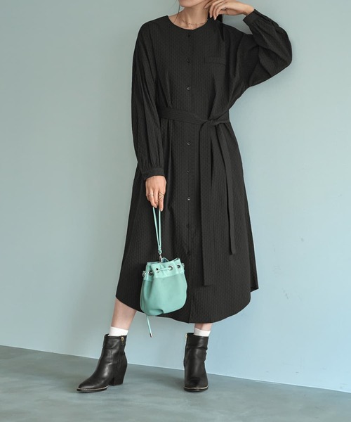 STYLE DELI（スタイルデリ）の「コートにもなるドビー織りドット柄ワンピース（ワンピース・レディース・ブラック/オリーブ/ネイビー・FREE）」の13枚目の写真