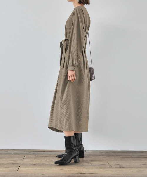 STYLE DELI（スタイルデリ）の「コートにもなるドビー織りドット柄ワンピース（ワンピース・レディース・ブラック/オリーブ/ネイビー・FREE）」の16枚目の写真