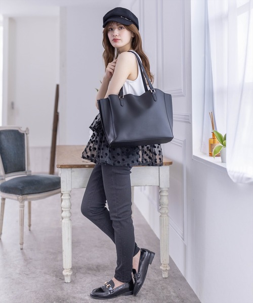 clear（クリア）の「トートバック[A4サイズ収納可]（トートバッグ・レディース・ブラック/グレイッシュベージュ/アイボリー・F）」の5枚目の写真