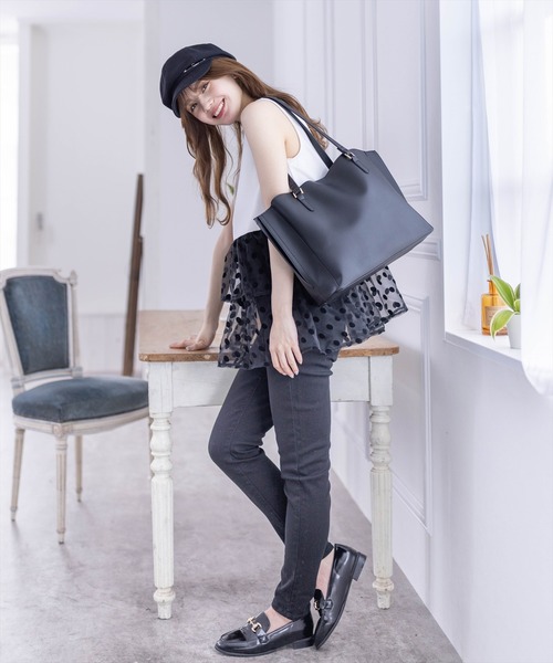 clear（クリア）の「トートバック[A4サイズ収納可]（トートバッグ・レディース・ブラック/グレイッシュベージュ/アイボリー・F）」の6枚目の写真