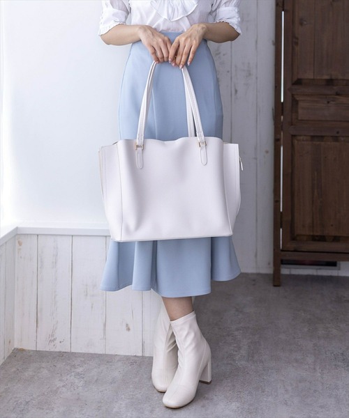 clear（クリア）の「トートバック[A4サイズ収納可]（トートバッグ・レディース・ブラック/グレイッシュベージュ/アイボリー・F）」の21枚目の写真