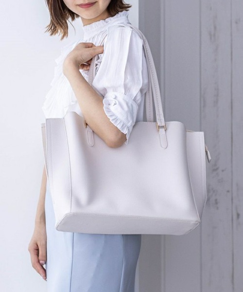 clear（クリア）の「トートバック[A4サイズ収納可]（トートバッグ・レディース・ブラック/グレイッシュベージュ/アイボリー・F）」の18枚目の写真