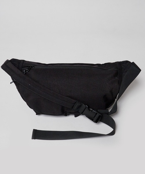 ROOPTOKYO（ループトウキョウ）の「ナイロンショルダーバック（ボディバッグ/ウエストポーチ・メンズ・アイボリー/ブラック/カーキ/オリーブ・FREE）」の8枚目の写真