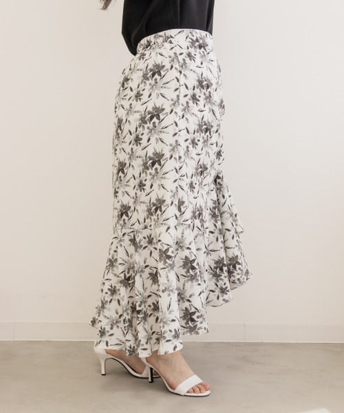 CLETTE(クレット)の「ブラウジング花柄スカート(スカート・レディース・グレー/ブルー・LL/3L/4L)」の15枚目の写真