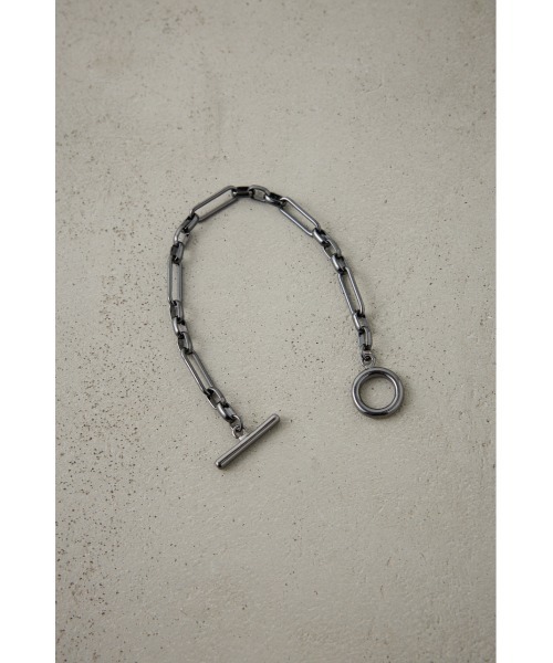 AZUL by moussy（アズールバイマウジー）の「ランダムスクエアチェーンブレスレット（ブレスレット・メンズ・ブラック/シルバー・FREE）」の6枚目の写真