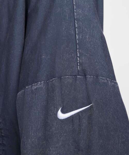 NIKE（ナイキ）の「《セットアップ対応商品》ナイキ スポーツウェア エッセンシャル ウィメンズ ウーブン ジャケット / Nike Sportswear Essentials Women's Woven Jacket＜XS-2XL 展開＞（セットアップ・レディース・ブルー・XS/XL/2XL/S/M/L）」の9枚目の写真