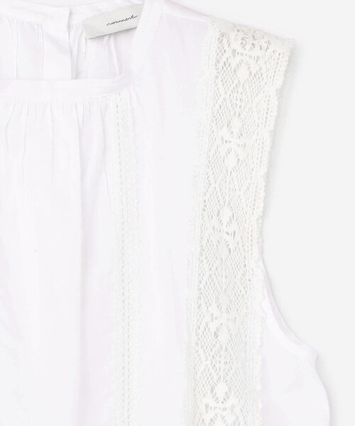 normment(ノーメント)の「normment | ノースリーブ レースブラウス WOMEN(シャツ/ブラウス・レディース・ブラック/ホワイト・ONE)」の7枚目の写真