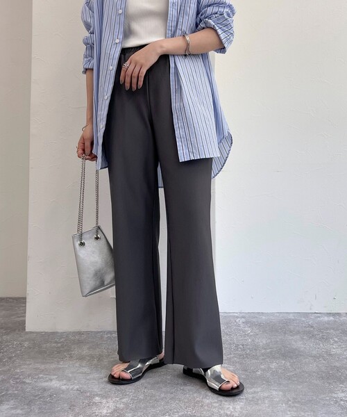 fredy emue（フレディエミュ）の「リブ リラックスパンツ（その他パンツ・レディース・ベージュ/ブラック/チャコールグレー・36/38）」の3枚目の写真