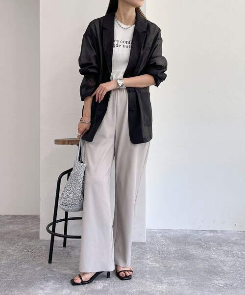 fredy emue（フレディエミュ）の「リブ リラックスパンツ（その他パンツ・レディース・ベージュ/ブラック/チャコールグレー・36/38）」の5枚目の写真