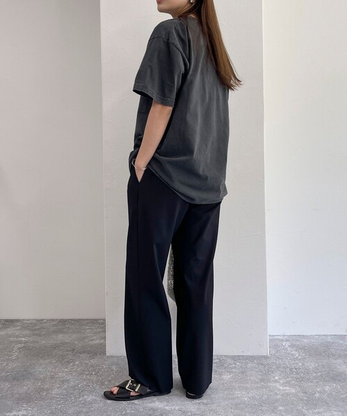 fredy emue（フレディエミュ）の「リブ リラックスパンツ（その他パンツ・レディース・ベージュ/ブラック/チャコールグレー・36/38）」の15枚目の写真