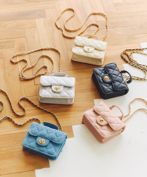 KOBE LETTUCE（コウベレタス）の「ミニチェーンバッグ（ショルダーバッグ・レディース・アイボリー/ブラック/シルバー/ピンク/ブルー系・F）」の11枚目の写真