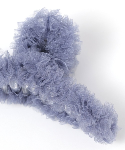 LAKOLE（ラコレ）の「チュールフリルバンスクリップ / 135391（バレッタ/ヘアクリップ・レディース・サンドグレー/オフホワイト/ブラック・FREE）」の7枚目の写真