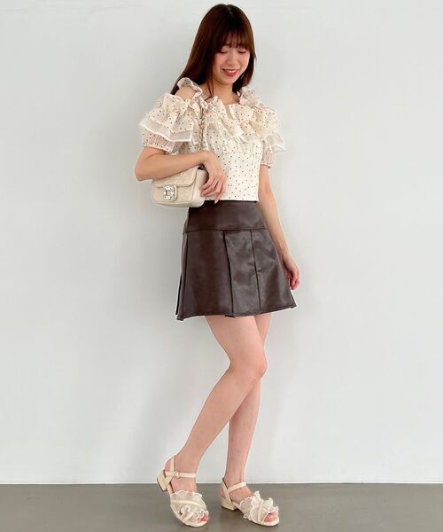 MAJESTIC LEGON（マジェスティックレゴン）の「ミルフィーユフリルショートブラウス（シャツ/ブラウス・レディース・ブラック系その他/ホワイト系その他2/ホワイト系その他/ブルー系その他2・MEDIUM）」の16枚目の写真