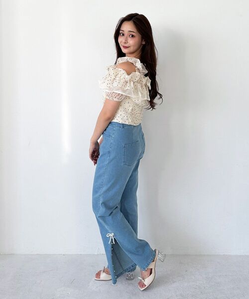 MAJESTIC LEGON（マジェスティックレゴン）の「ミルフィーユフリルショートブラウス（シャツ/ブラウス・レディース・ブラック系その他/ホワイト系その他2/ホワイト系その他/ブルー系その他2・MEDIUM）」の18枚目の写真