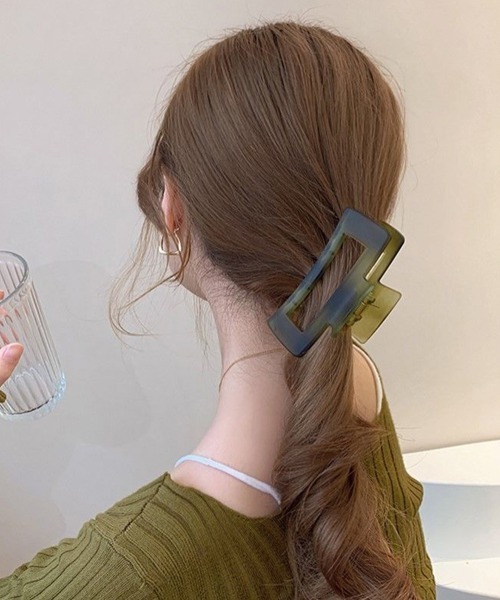 Miniministore(ミニミニストア)の「ヘアクリップ大きめアクリルバンスクリップ(バレッタ/ヘアクリップ・レディース・B/A・FREE)」の8枚目の写真