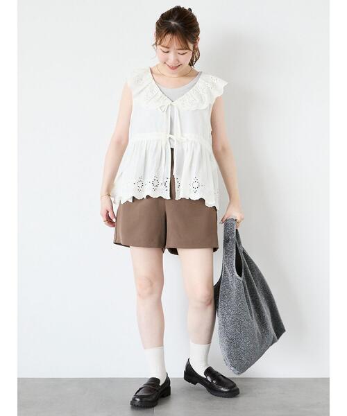 ehka sopo（エヘカソポ）の「◎ラッフルカラーレースベスト（シャツ/ブラウス・レディース・ブラック/オフホワイト/グリーン/キナリ・F）」の10枚目の写真