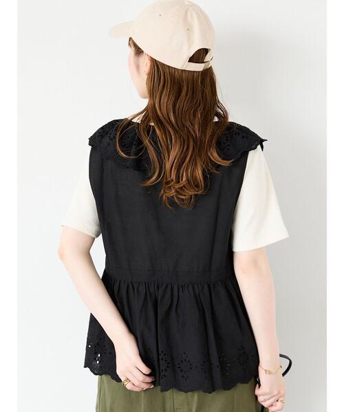 ehka sopo（エヘカソポ）の「◎ラッフルカラーレースベスト（シャツ/ブラウス・レディース・ブラック/オフホワイト/グリーン/キナリ・F）」の22枚目の写真
