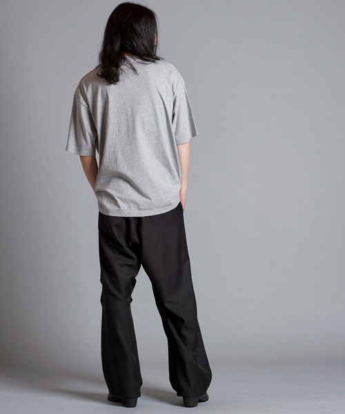 NO ID.(ノーアイディ)の「【NO ID.】5.6oz Big Silhouette Crew Neck T-shirt / 5.6オンス ビッグ シルエット クルー ネック Tシャツ(Tシャツ/カットソー・メンズ・ブラック/ネイビー/ホワイト/グレー・ONE SIZE)」の11枚目の写真