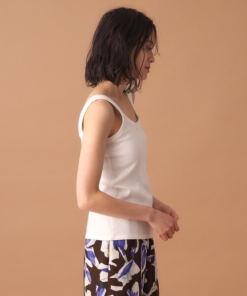 DRESSTERIOR（ドレステリア）の「【洗える／インナーやメインにも大活躍】ランダムテレコタンクトップ（タンクトップ・レディース・ブラック/オフホワイト・38/36）」の17枚目の写真