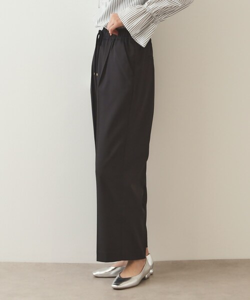 OPAQUE.CLIP（オペークドットクリップ）の「◆ストレッチ美脚イージーワイドパンツ【洗濯機洗い可】（その他パンツ・レディース・チャコールグレー/ブラック/ブラウン系・42/36/34/38/40）」の2枚目の写真