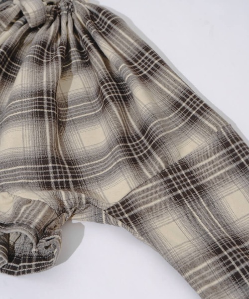 flower（フラワー）の「ペタルチェックジャケット（ノーカラージャケット・レディース・ベージュ・FREE）」の11枚目の写真