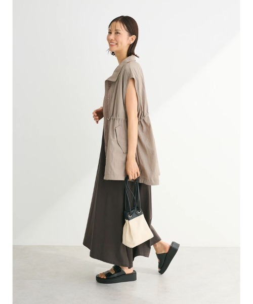 Green　Parks（グリーンパークス）の「ドロストスタンドライトベスト（ベスト・レディース・グレイッシュベージュ/ピンクベージュ/チャコールグレー・FREE）」の5枚目の写真