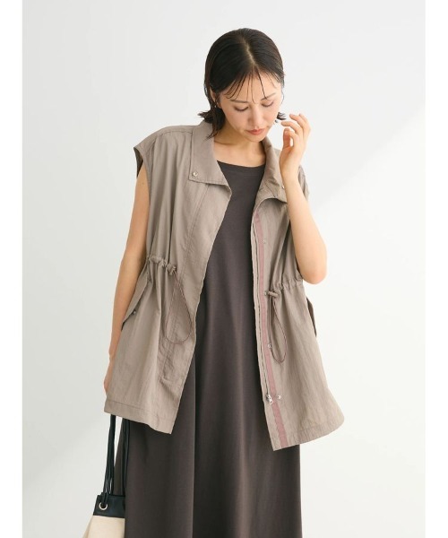Green　Parks（グリーンパークス）の「ドロストスタンドライトベスト（ベスト・レディース・グレイッシュベージュ/ピンクベージュ/チャコールグレー・FREE）」の7枚目の写真