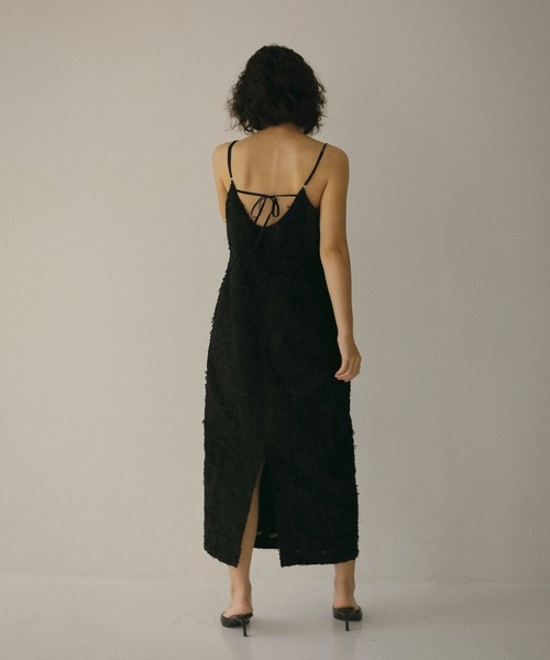 N WITH.（エヌウィズ）の「フェザーキャミワンピース（ワンピース・レディース・アイボリー/ブラック・S/M）」の9枚目の写真