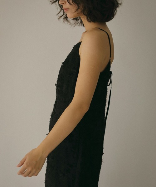 N WITH.（エヌウィズ）の「フェザーキャミワンピース（ワンピース・レディース・アイボリー/ブラック・S/M）」の15枚目の写真