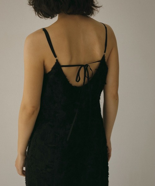 N WITH.（エヌウィズ）の「フェザーキャミワンピース（ワンピース・レディース・アイボリー/ブラック・S/M）」の16枚目の写真