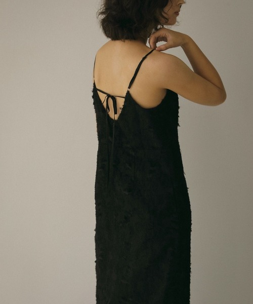 N WITH.（エヌウィズ）の「フェザーキャミワンピース（ワンピース・レディース・アイボリー/ブラック・S/M）」の17枚目の写真