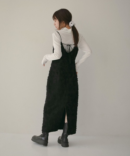 N WITH.（エヌウィズ）の「フェザーキャミワンピース（ワンピース・レディース・アイボリー/ブラック・S/M）」の21枚目の写真