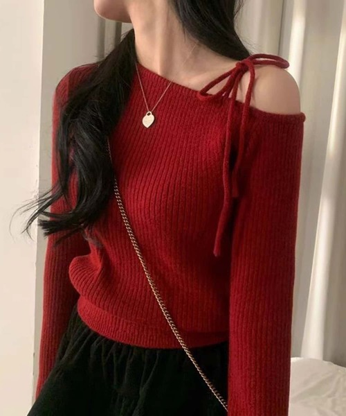 MAISON DE THERESE（メゾン ド テレーズ）の「オフショルダー　ニットトップス/セーター（ニット/セーター・レディース・ブラック/アイボリー/レッド・FREE）」の20枚目の写真