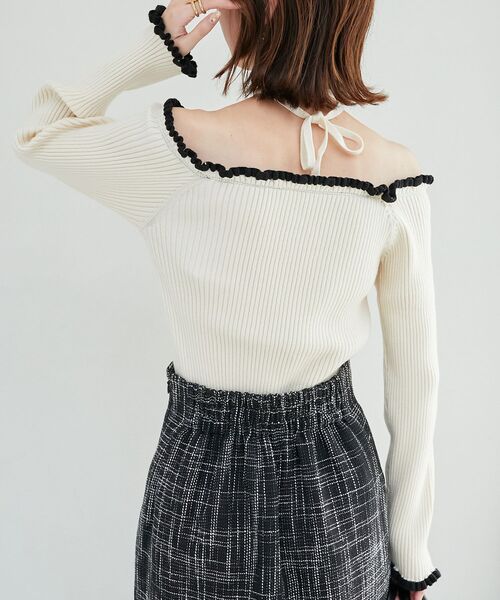 MAJESTIC LEGON（マジェスティックレゴン）の「チョーカーセットフリルリボン長袖ニット（ニット/セーター・レディース・アイボリー/レッド/ブラック/チャコールグレー・MEDIUM）」の13枚目の写真
