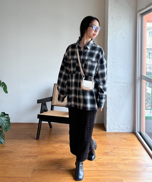 EPIMI E'PIMMY（エピミエピミー）の「オンブレチェックビッグシャツ（シャツ/ブラウス・レディース・ブラウン/アイボリー/ブラック・MEDIUM）」の9枚目の写真