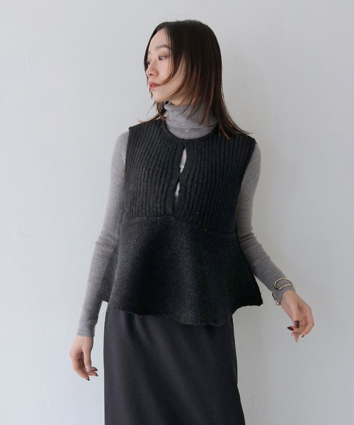 CLEIO（クレイオ）の「【CLEIO】前後2WAYネップ混リブニットビスチェ（ニット/セーター・レディース・グレー/アイボリー/ブラック・FREE）」の15枚目の写真