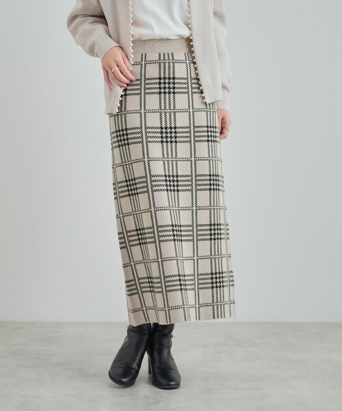 DRESKIP（ドレスキップ）の「◆【高レビュー/洗える/セットアップ可】 着る度うっとり もちもちチェック柄ニットナロースカート（スカート・レディース・ブラック系1/ベージュ系その他2/ブラック・02/04/03）」の13枚目の写真