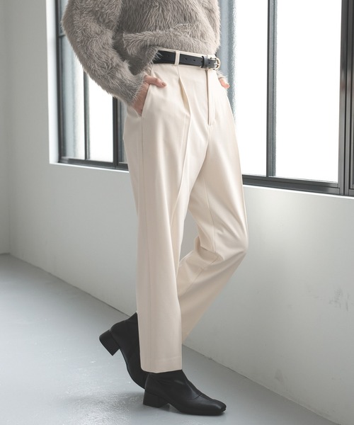 GLOBAL WORK(グローバルワーク)の「あったかウツクシルエットプレミアムスリムストレート/147053(その他パンツ・レディース・ネイビー/モカ/アイボリー/ブラック・MEDIUM/SMALL/X-SMALL/LARGE/X-LARGE)」の2枚目の写真