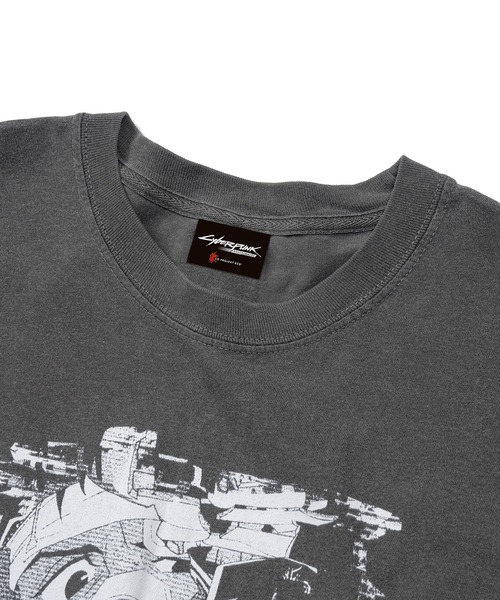 ZOZOVILLA（ゾゾヴィラ）の「Cyberpunk: Edgerunners Yabiku Tee DAVID（Tシャツ/カットソー・メンズ・アッシュグレー・XL/L/M）」の3枚目の写真