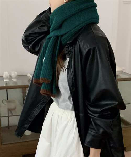 VitaFelice（ヴィータフェリーチェ）の「切り替えデザインシンプルバイカラーリブマフラー（マフラー・レディース・ブラック/ダークブラウン/グレー/レッド/イエロー/グリーン/オートミール・FREE）」の22枚目の写真