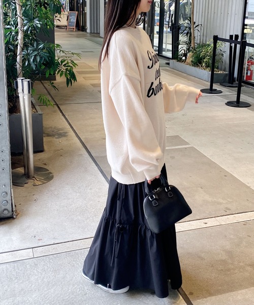 INGNI(イング)の「3段ロゴチュニックニット(ニット/セーター・レディース・ワイン系2/ライトグレー系2/ブルーグレー/ホワイト×ブラック・M)」の12枚目の写真