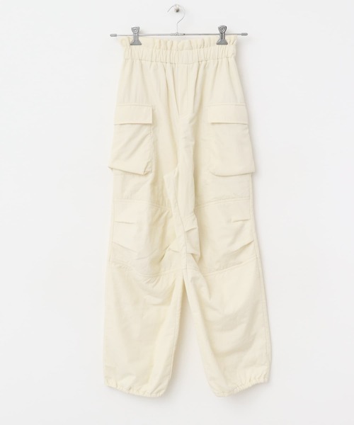 KBF（ケイビーエフ）の「ポケットディティールスノーパンツ（その他パンツ・レディース・アイボリー/ブラック・ONE）」の19枚目の写真