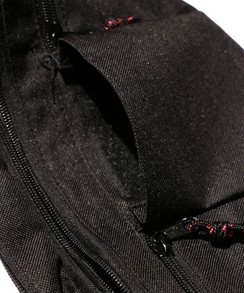 C.E.L.STORE(セルストア)の「NISSIN CAP&BAG / ニッシンキャップ&バッグ POLY 4 ZIPPER FANNY PACK ウエストポーチ(ボディバッグ/ウエストポーチ・メンズ・ブラック・FREE)」の10枚目の写真