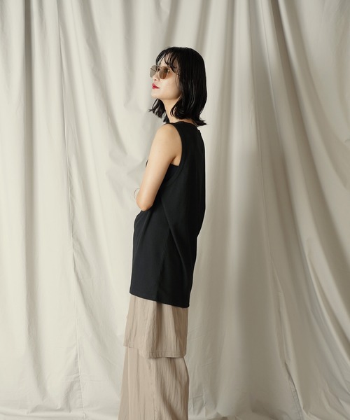 Aphlotus(アプロタス)の「ディープネック テレコ インナー/タンクトップ(タンクトップ・メンズ・ホワイト/ブラック・SMALL/MEDIUM/LARGE)」の4枚目の写真