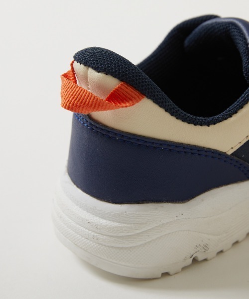 devirock(デビロック)の「手を使わず立ったまま履ける 撥水 ボリュームスニーカー(スニーカー・キッズ・ネイビー/ピンク/ブラック/グレイッシュベージュ・17.0cm/18.0cm/19.0cm/20.0cm/21.0cm/22.0cm/23.0cm)」の11枚目の写真