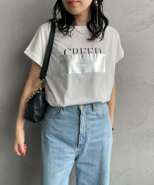 tシャツ 「MAISON DE L'ALLURE/メゾンドゥラリュール」 箔ラバーロゴプリントＴシャツ レディース MAISON DE L'ALLURE/メゾンドゥラリュール] 箔ラバーロゴ