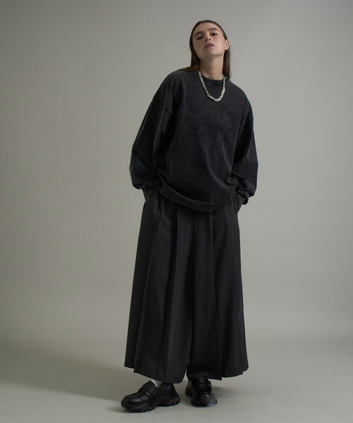 ELLUV(エルブ)の「【ELLUV/エルヴ】ヴィンテージスノー加工 オーバーロンT(Tシャツ/カットソー・メンズ・グレー/ブラック・L/M/S)」の11枚目の写真