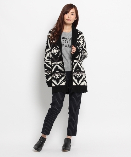 THE SHOP TK (ザ ショップ ティーケー )の「トライバル柄ショルダーニットカーディガン(カーディガン/ボレロ・レディース・ブラウン/ブラック・99)」の8枚目の写真