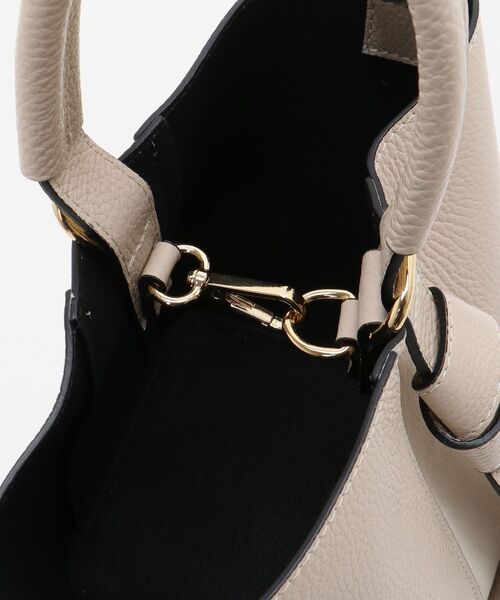 le.coeur blanc（ルクールブラン）の「MILLELA FIRENZE 2WAYバケツバッグ（ショルダーバッグ・レディース・ベージュ/オフホワイト/ブラック/カーキオリーブ・FREE）」の7枚目の写真